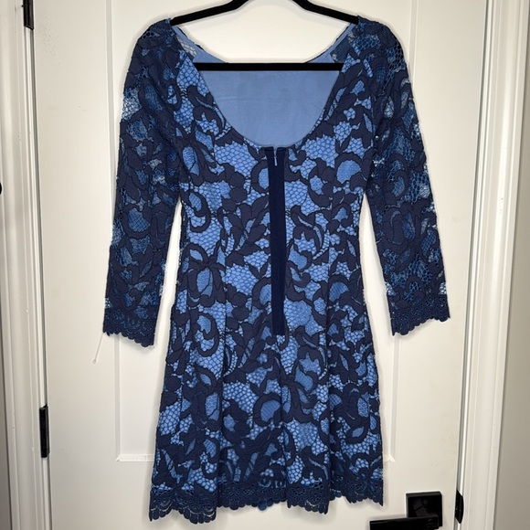 Lilly Pulitzer Aliyah 3/4 sleeve Lace Overlay‎ Dress - 4 - Picture 3 of 6